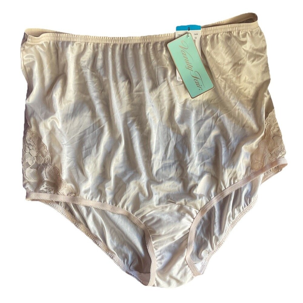 VTG Vanity Fair NWT Silky Nylon Briefs Size 9 Beige Lace 15813 Granny